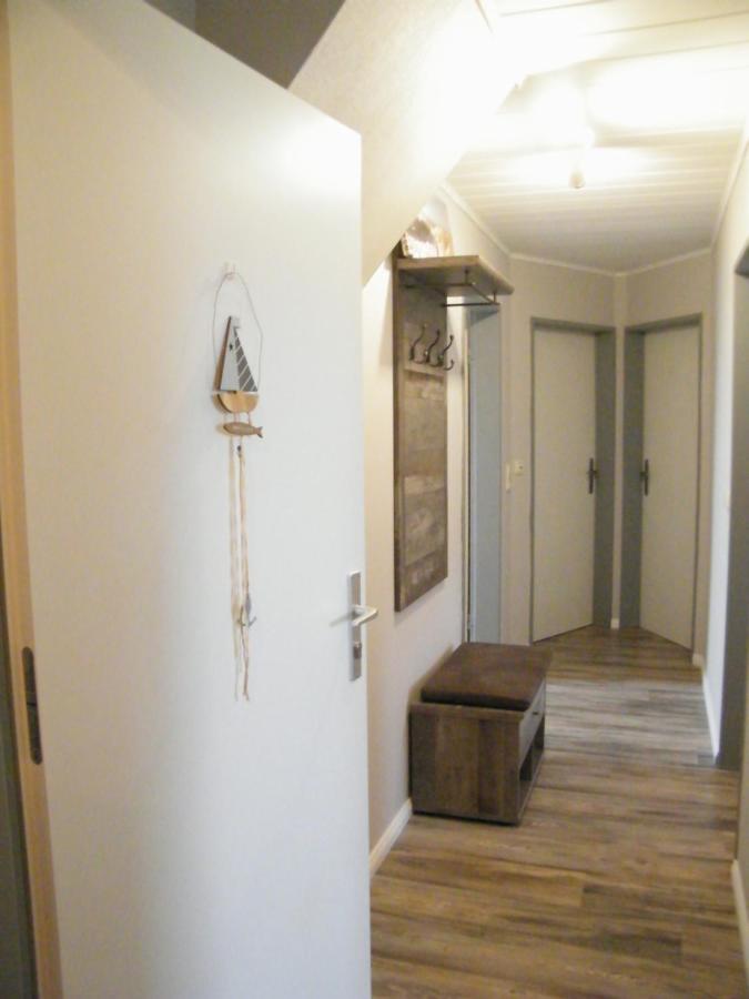 Gastehaus " Schone Aussicht " Apartment Neuharlingersiel Exterior photo