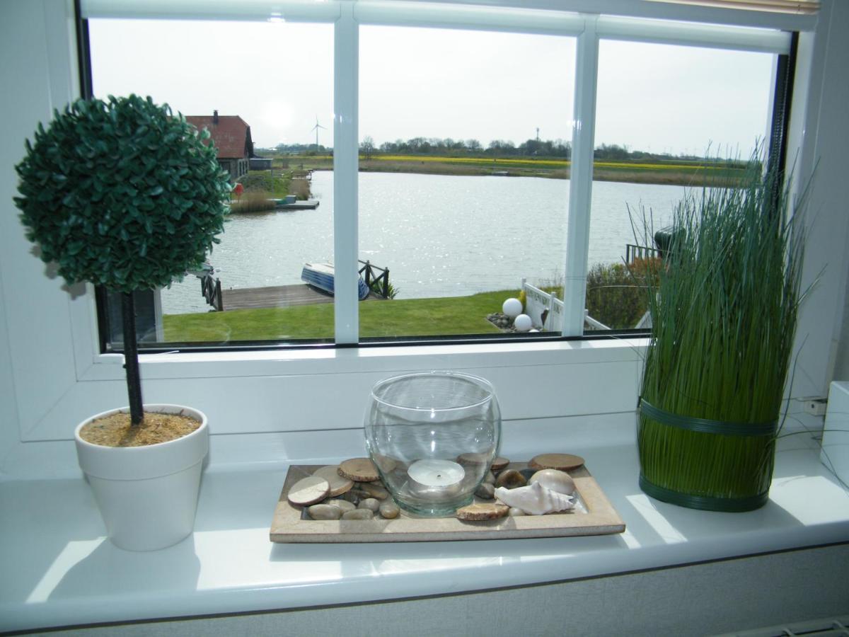 Gastehaus " Schone Aussicht " Apartment Neuharlingersiel Exterior photo